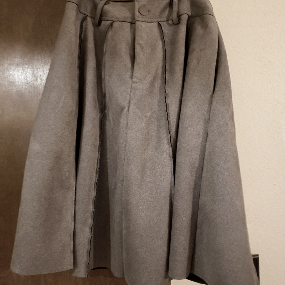 Gracia Women's Gray Skirt